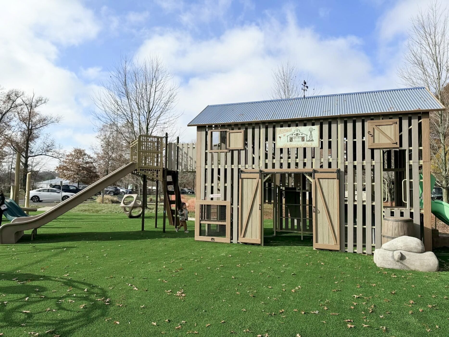 Big T Barn Play System